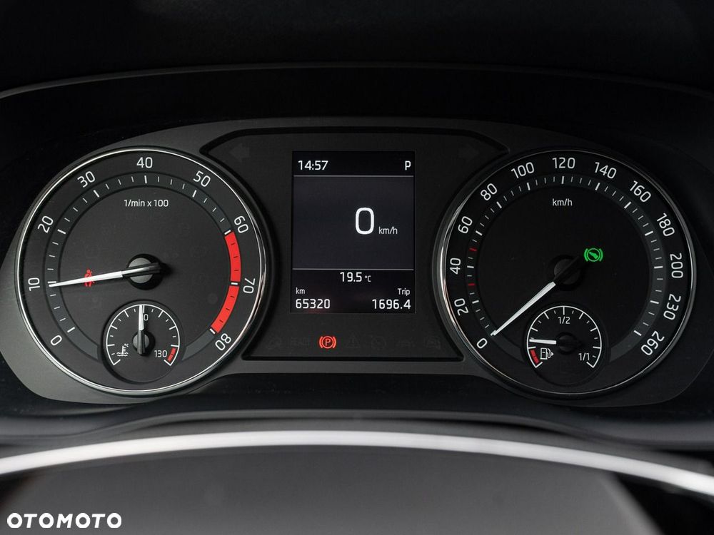 Skoda Octavia 1.5 TSI e-Tec Ambition DSG - 13