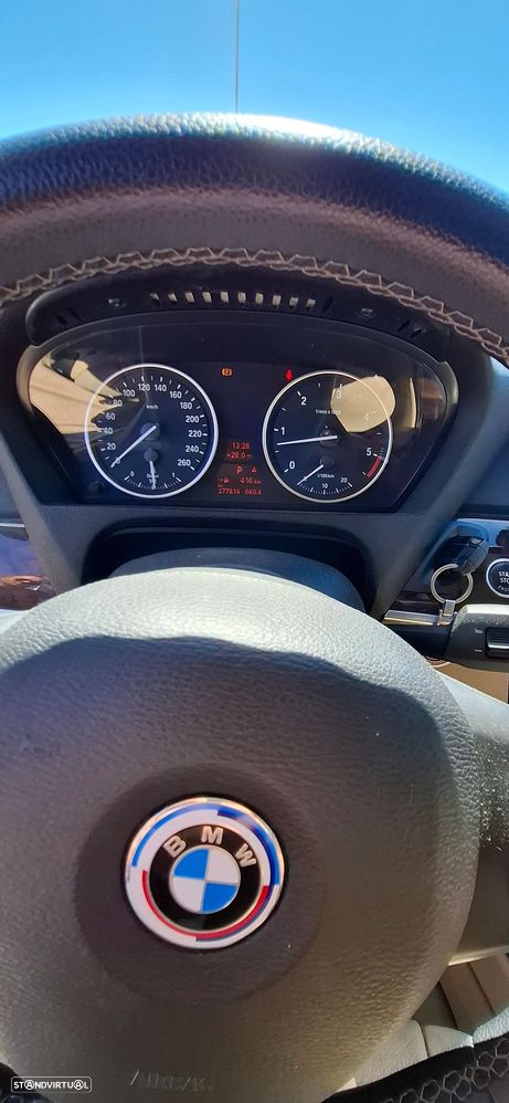BMW X5 3.0 sd - 8