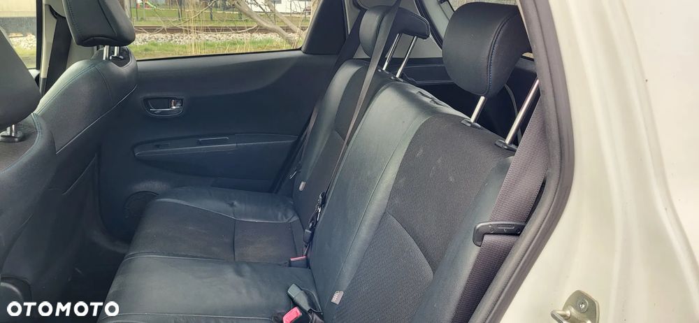 Toyota Yaris 1.5 VVT-i - 14