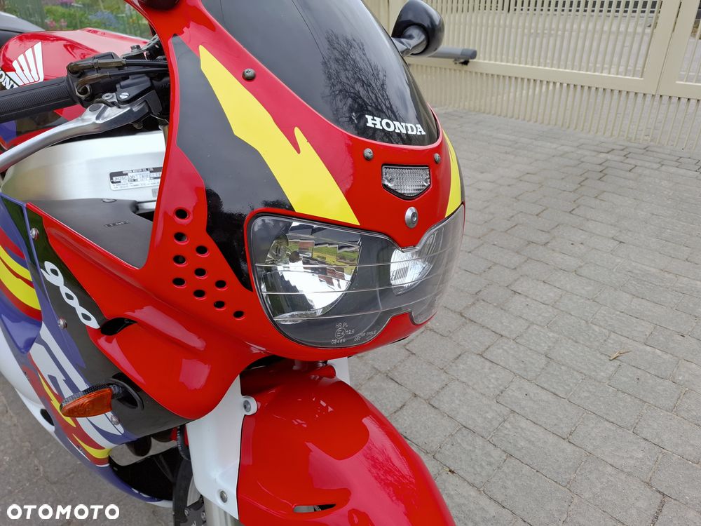 Honda CBR - 31