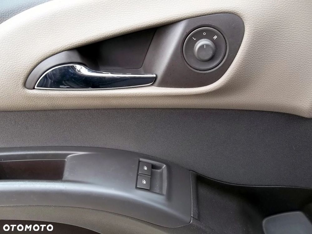 Opel Meriva 1.4 Color Edition - 11