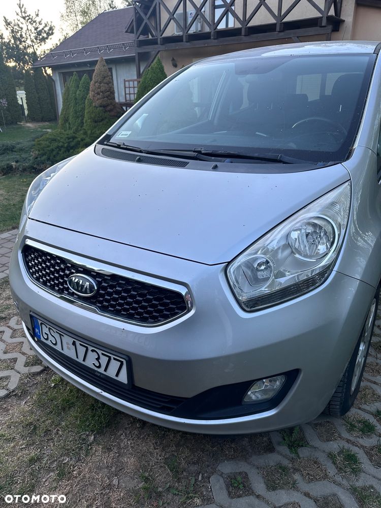 Kia Venga - 5