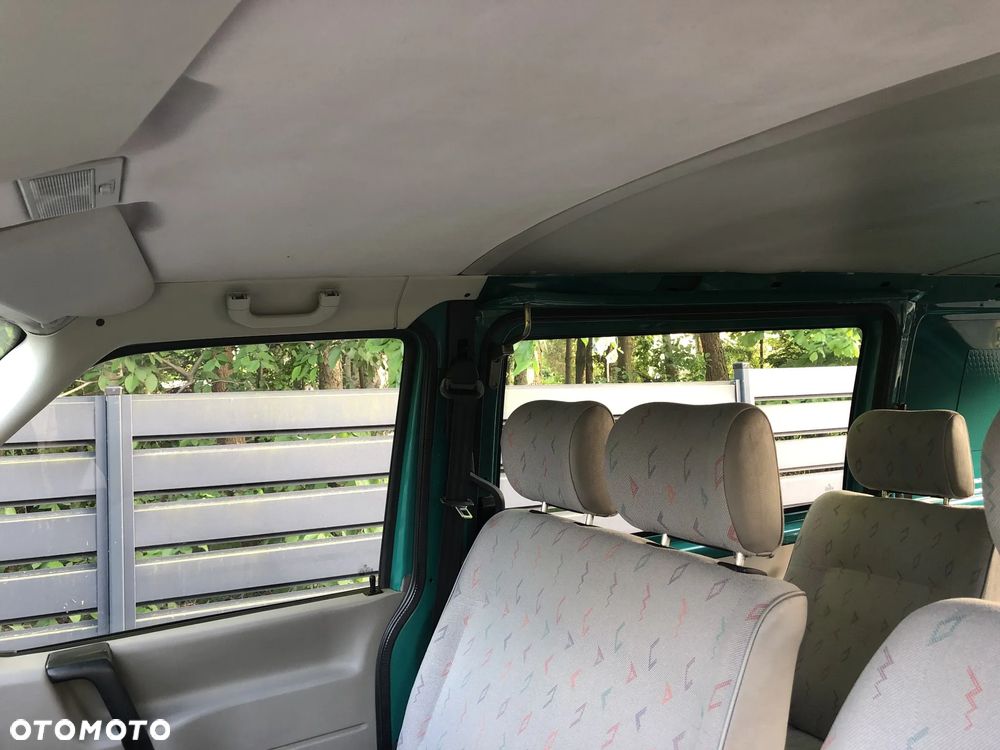 Volkswagen Transporter Mixt - 25