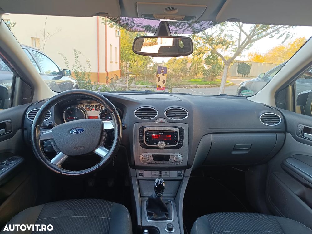 Ford Focus 1.6 TDCi DPF Titanium - 15