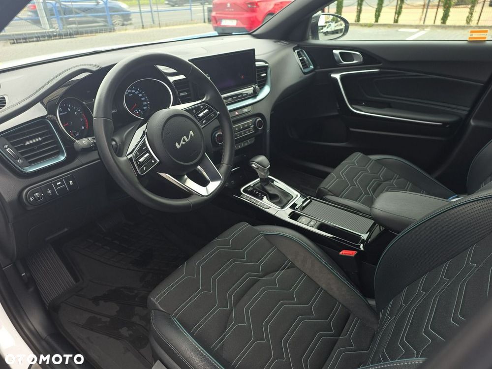 Kia XCeed 1.6 T-GDI Tribute DCT - 10