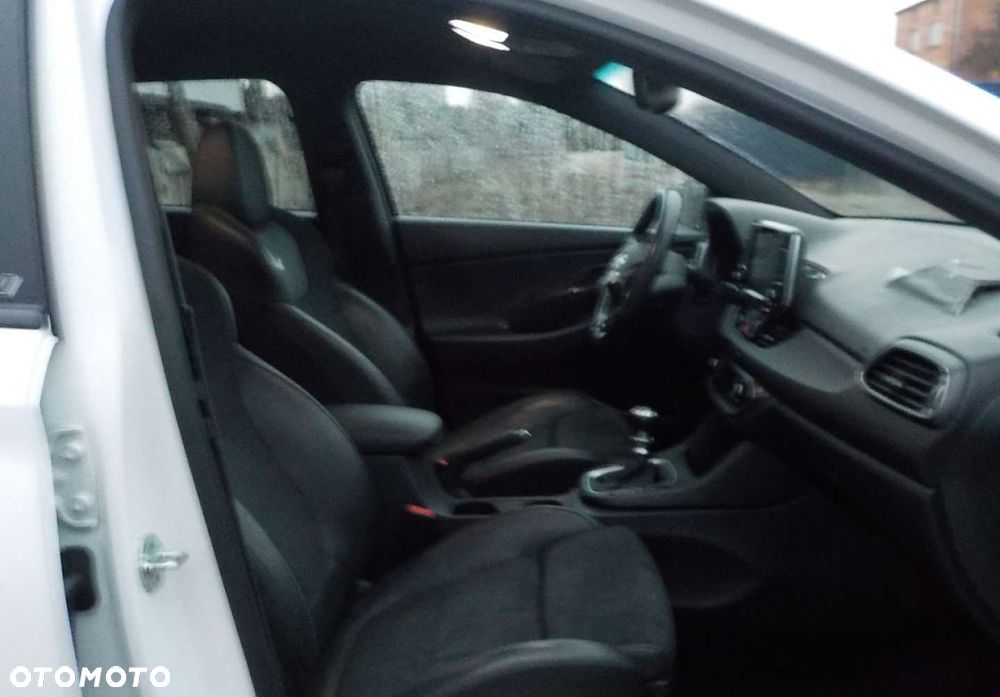 Hyundai i30 N - 24
