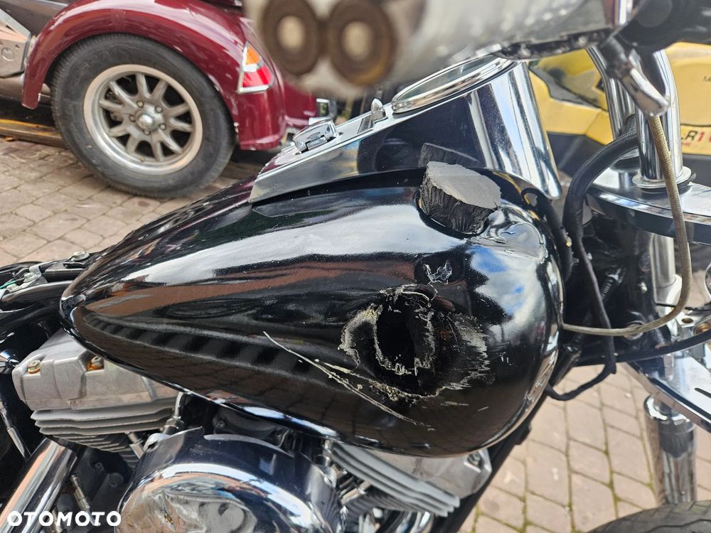 Harley-Davidson Sportster Custom 1200C - 4