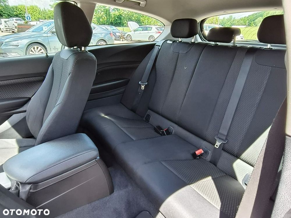 BMW Seria 1 - 16