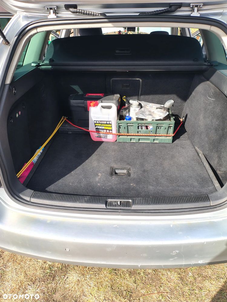 Volkswagen Golf 1.9 TDI Comfortline - 20