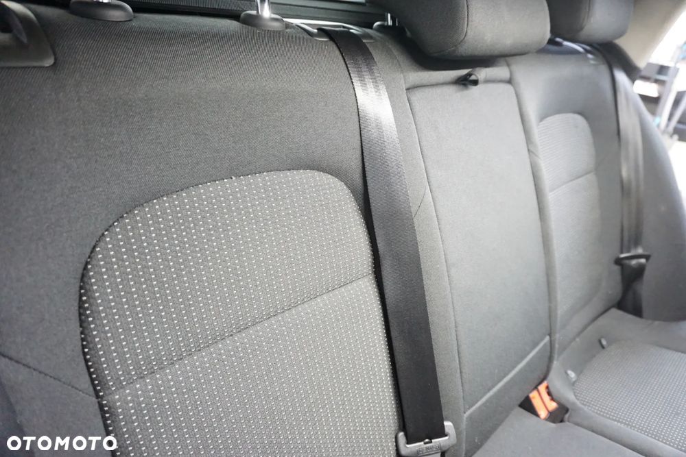 Skoda Superb 2.0 TDI Ambition - 23