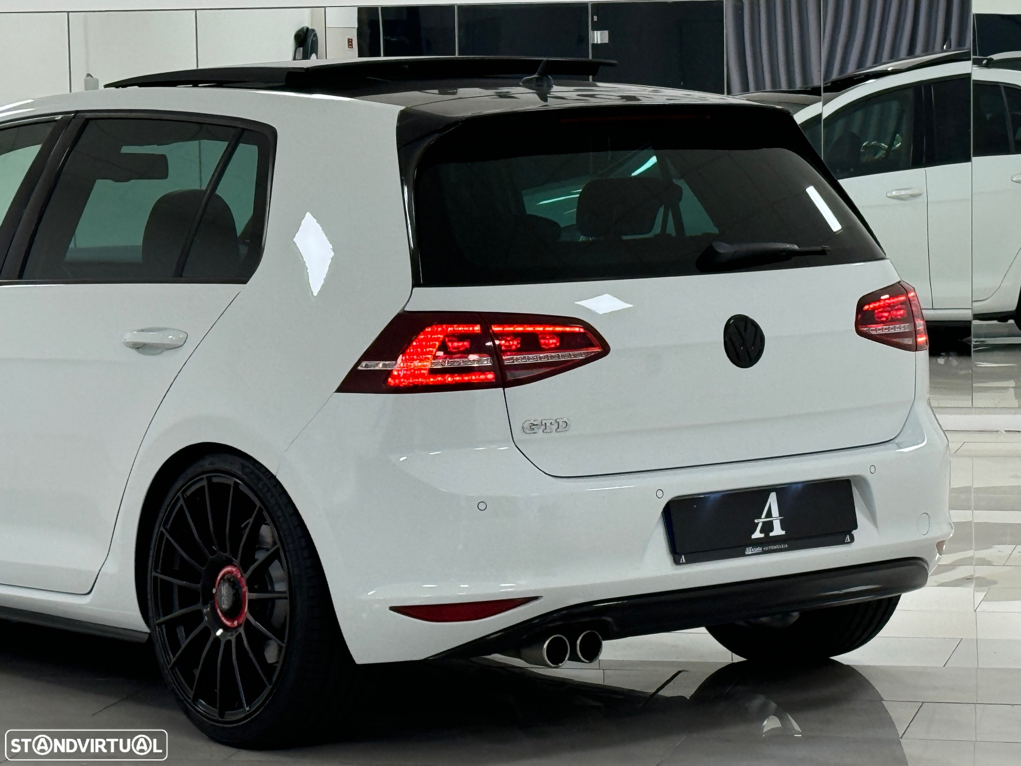 VW Golf 2.0 TDI GTD DSG - 17