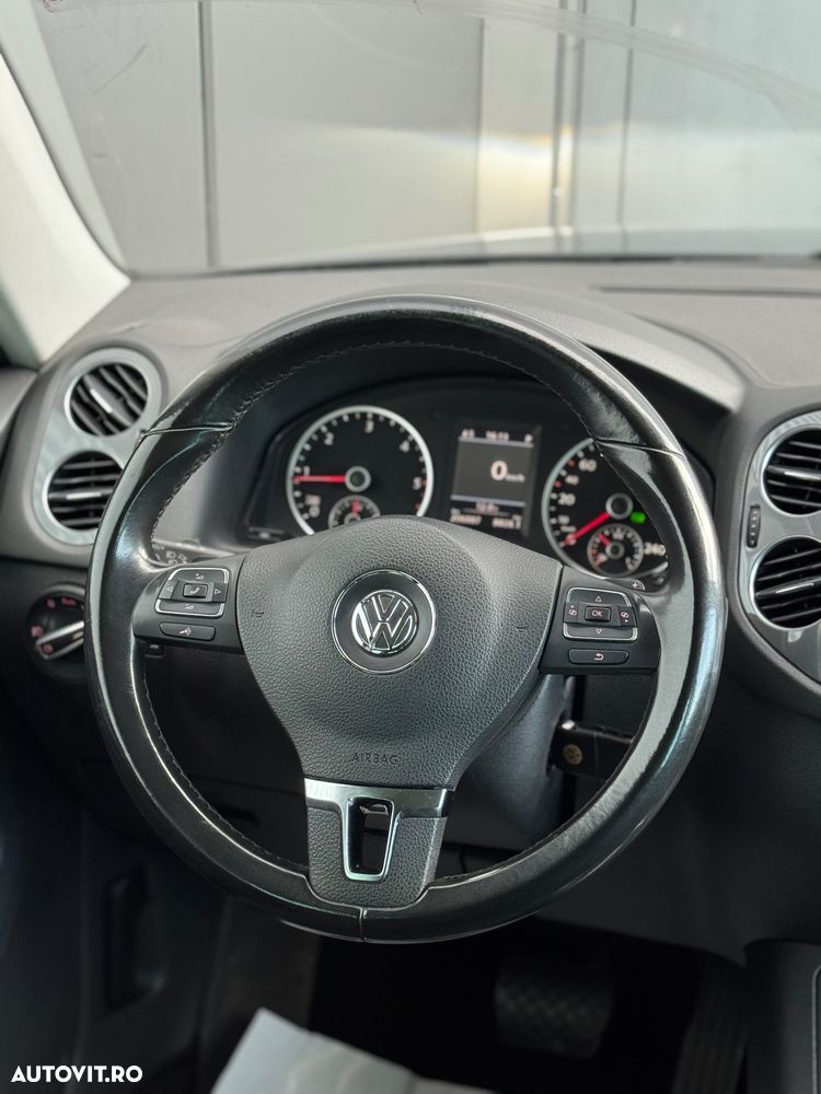 Volkswagen Tiguan - 17