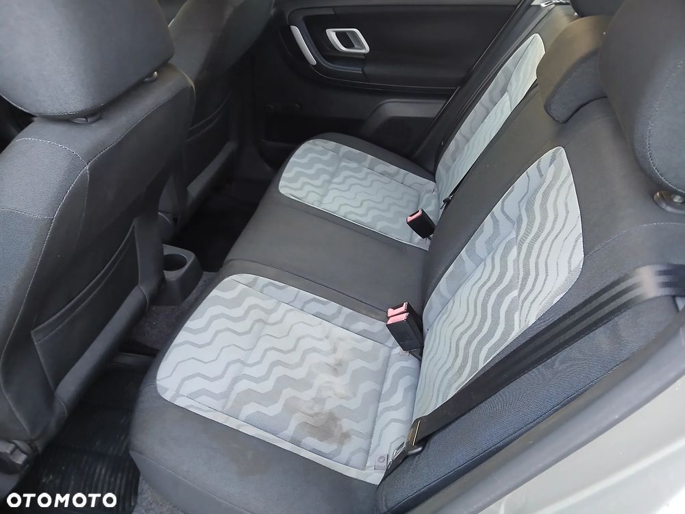 Skoda Fabia 1.2 HTP Classic - 14