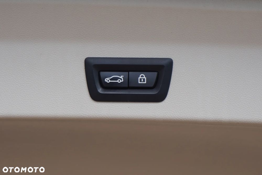 BMW X3 xDrive30d Luxury Line - 22