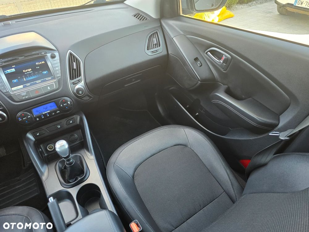 Hyundai ix35 - 22