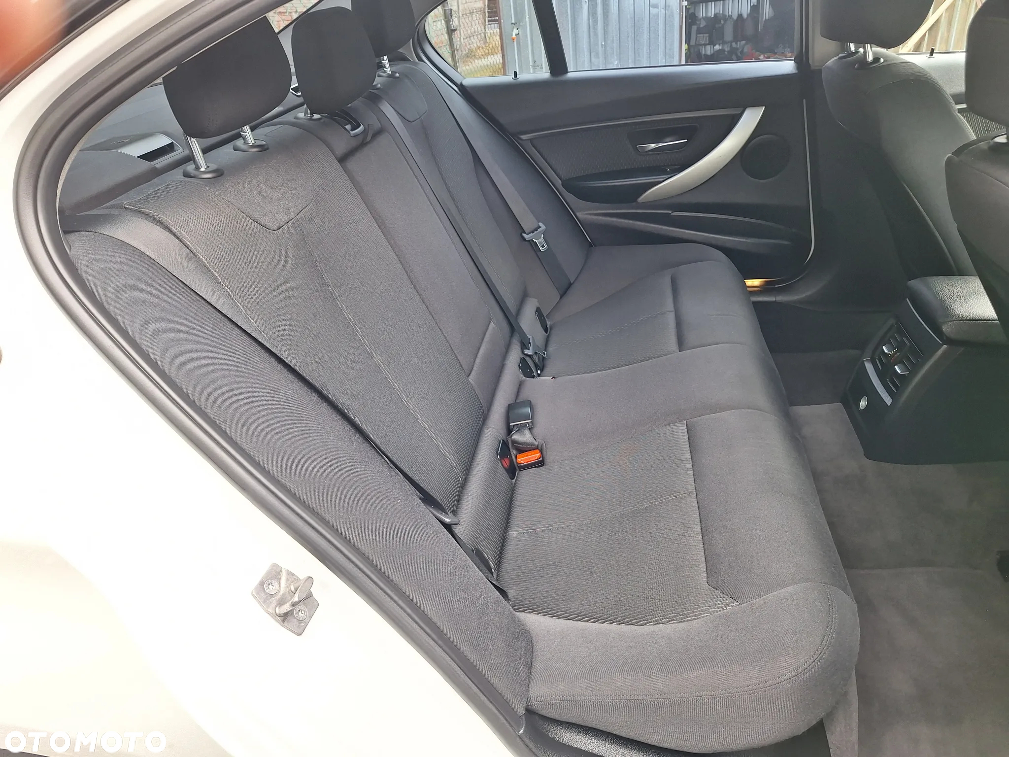 BMW Seria 3 - 25