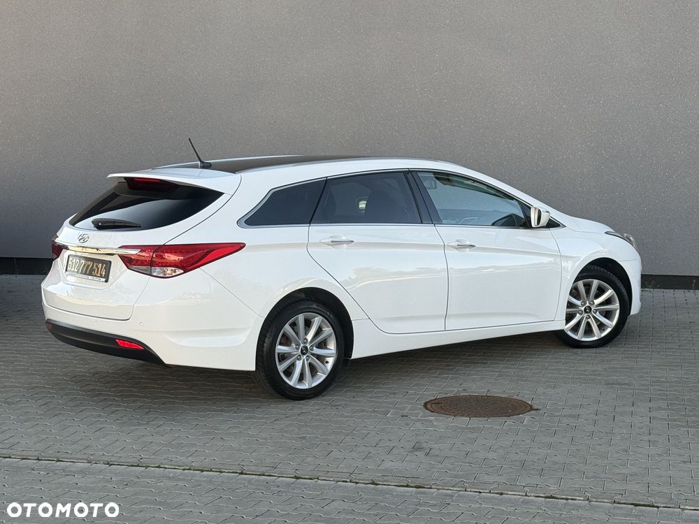 Hyundai i40 Kombi 1.6 Trend - 12