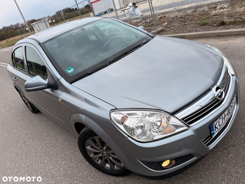Opel Astra 1.6 Edition - 17