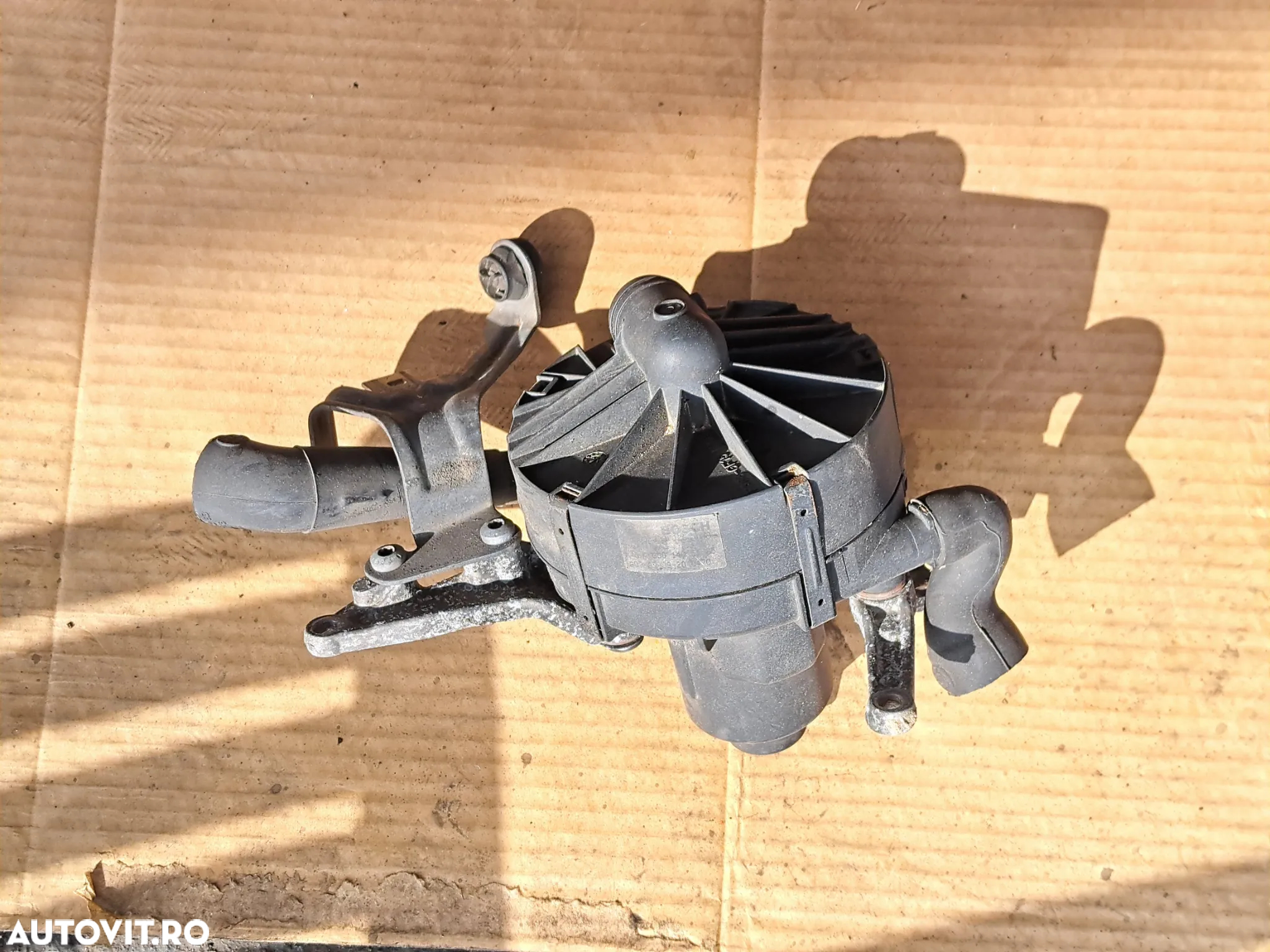 galerie admisie clapeta injector supapa presiune pompa aer secundara baie de ulei mercedes s500 4 matic benzina w221 - 4