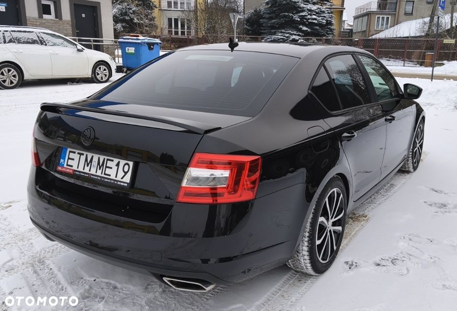 Skoda Octavia 2.0 TDI RS - 10