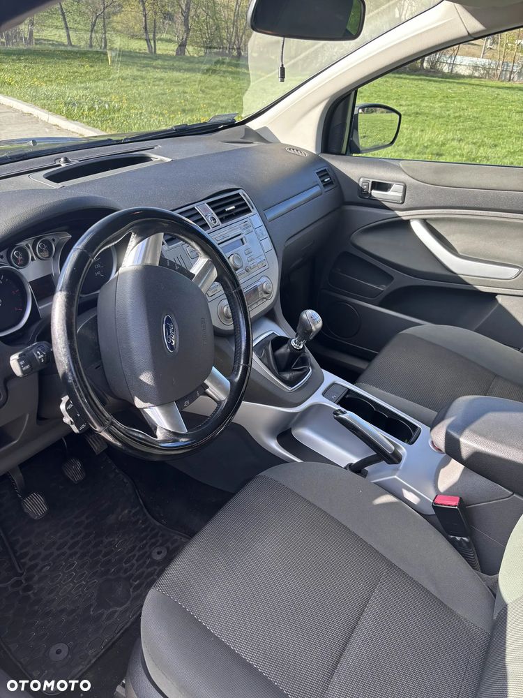 Ford Kuga 2.0 TDCi Titanium FWD - 9