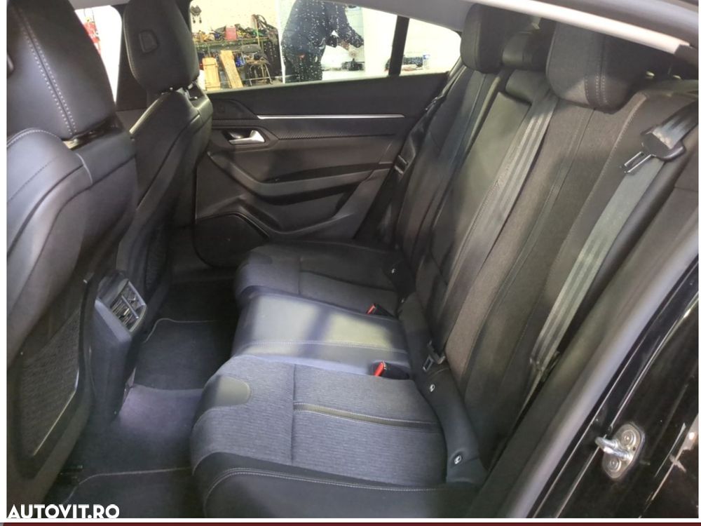 Peugeot 508 BlueHDi 130 EAT8 Allure Pack - 11