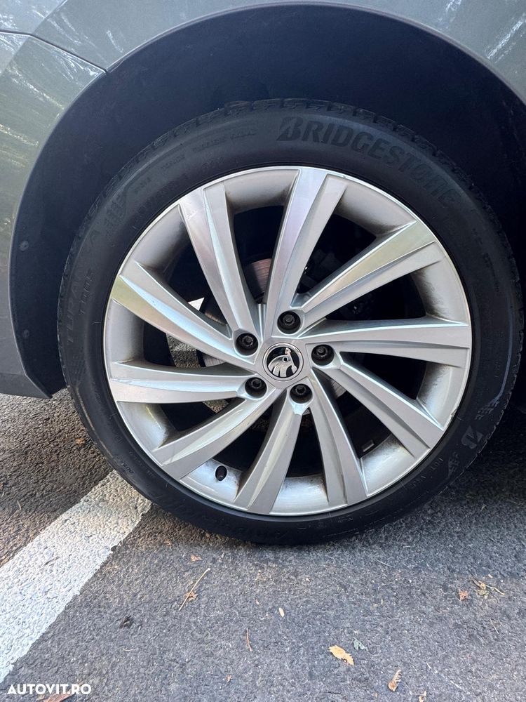 Skoda Octavia 2.0 TDI DSG Ambition - 11