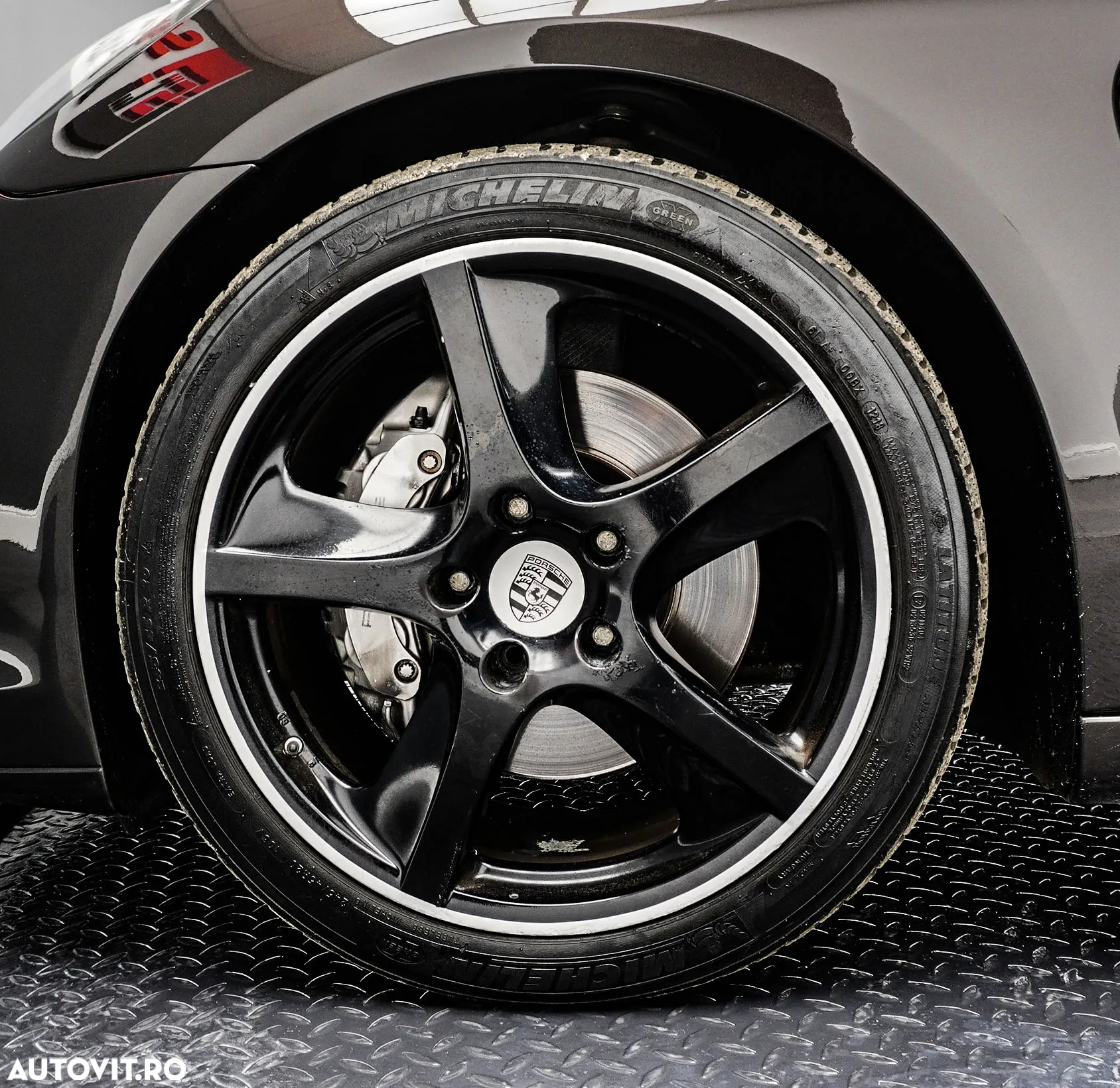Porsche Panamera 4S PDK - 24