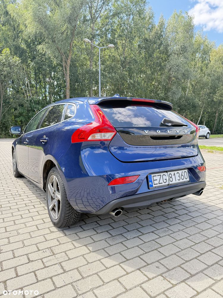 Volvo V40 D4 Ocean Race - 11