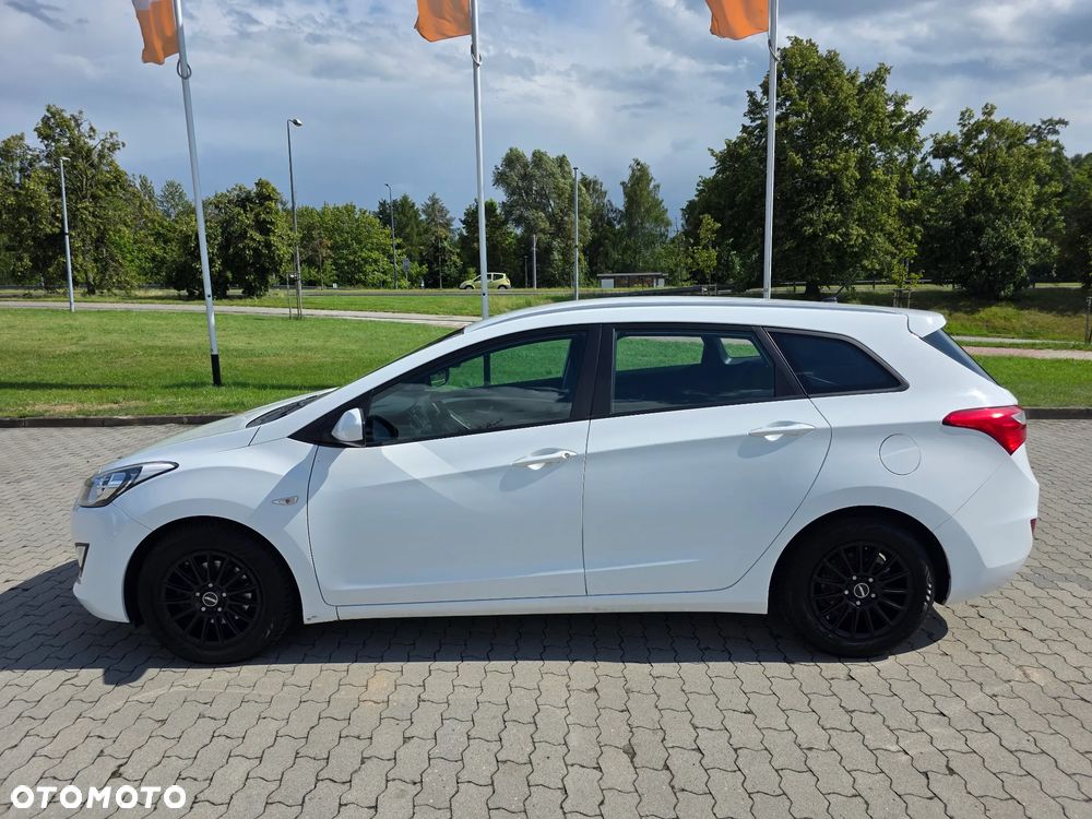 Hyundai i30 1.6 CRDi BlueDrive Classic - 12