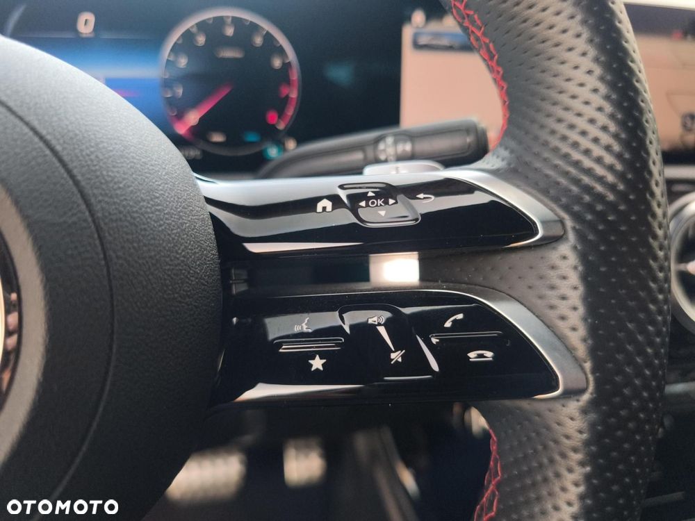 Mercedes-Benz CLA - 9