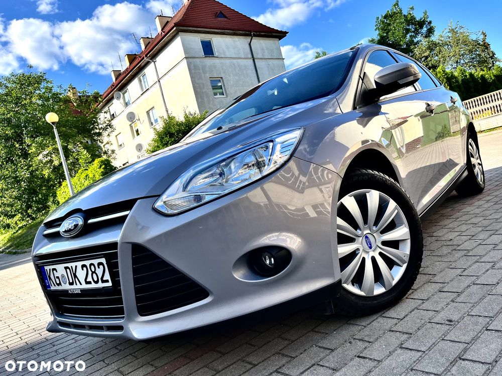 Ford Focus 1.0 EcoBoost STart-Stopp-System TITANIUM - 1