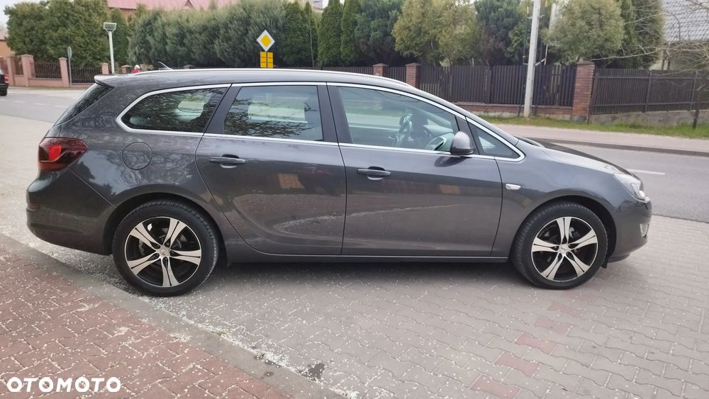 Opel Astra 1.4 Turbo Cosmo - 16