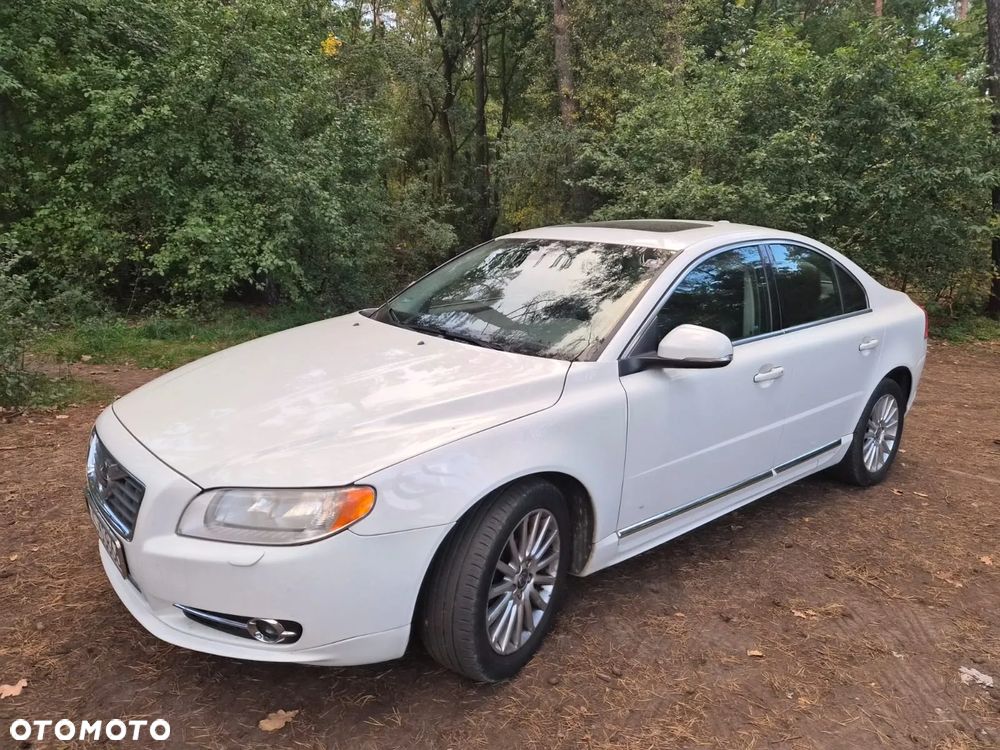 Volvo S80