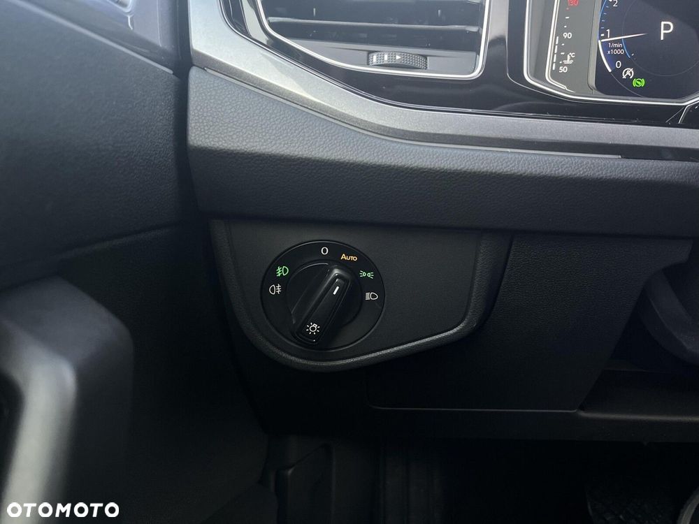 Volkswagen Taigo 1.5 TSI ACT Style DSG - 32