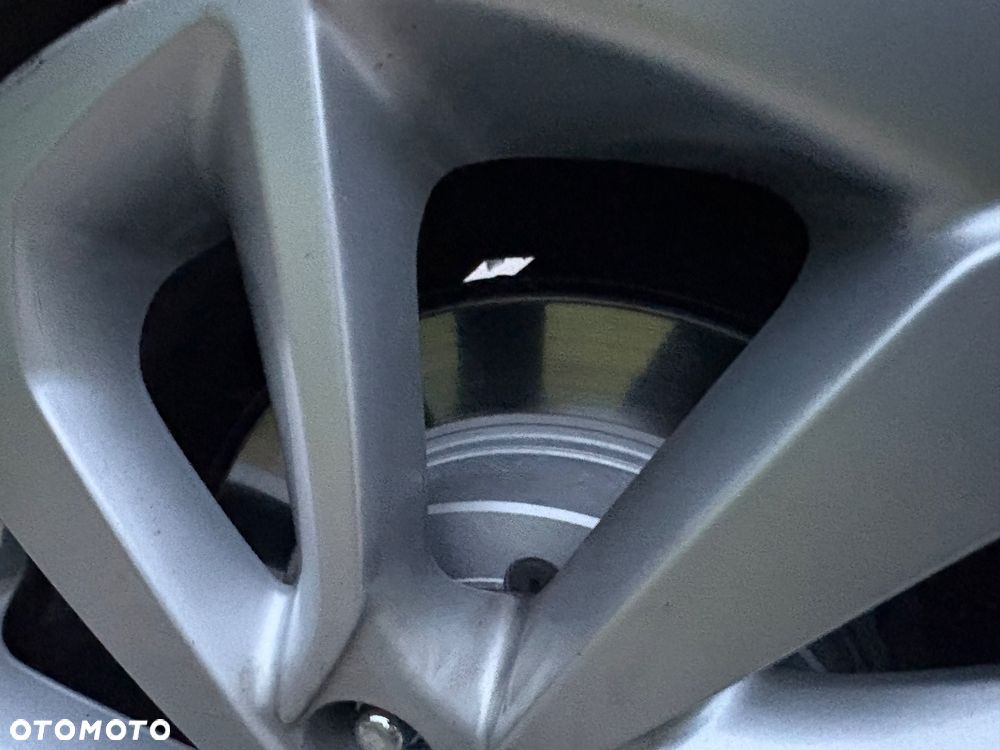 Hyundai Tucson 1.7 CRDI BlueDrive Comfort 2WD - 23