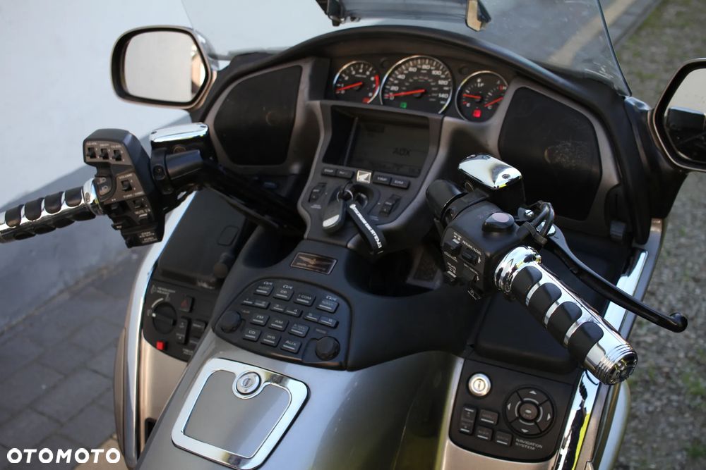 Honda GL - 11