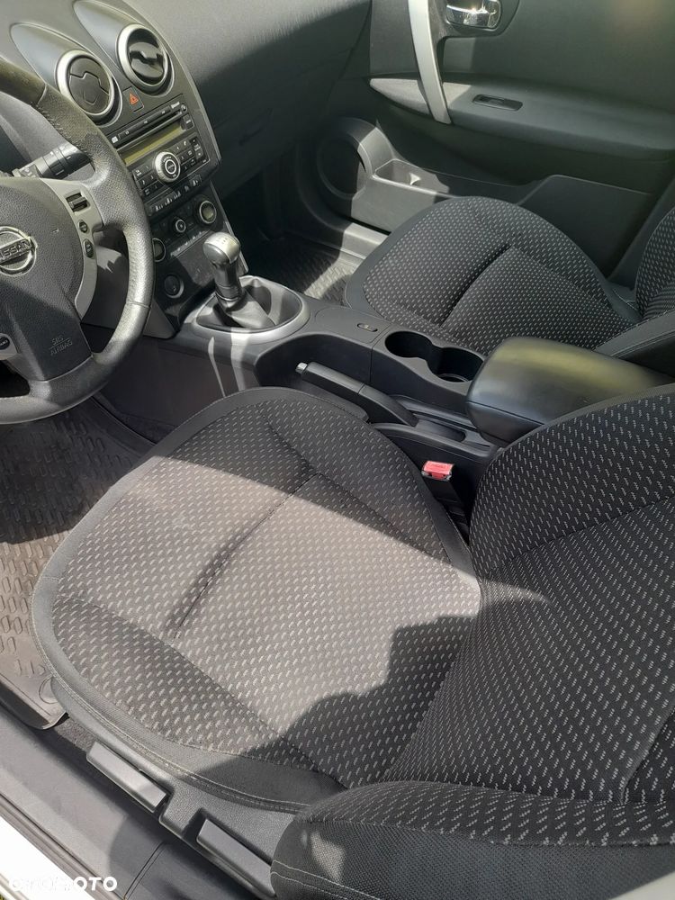 Nissan Qashqai - 23