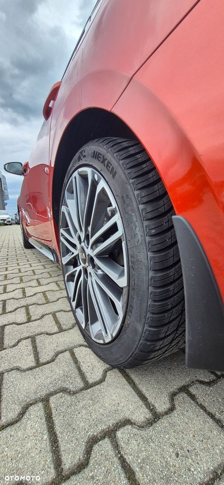 Kia ProCeed - 30