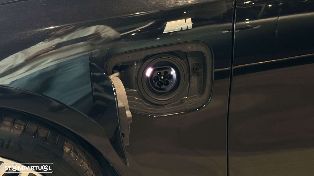 BMW 530 e Pack Desportivo M - 15