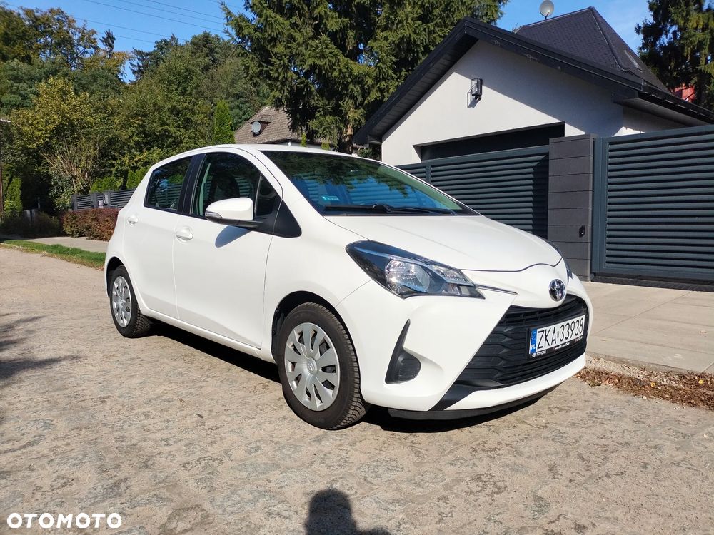 Toyota Yaris - 1