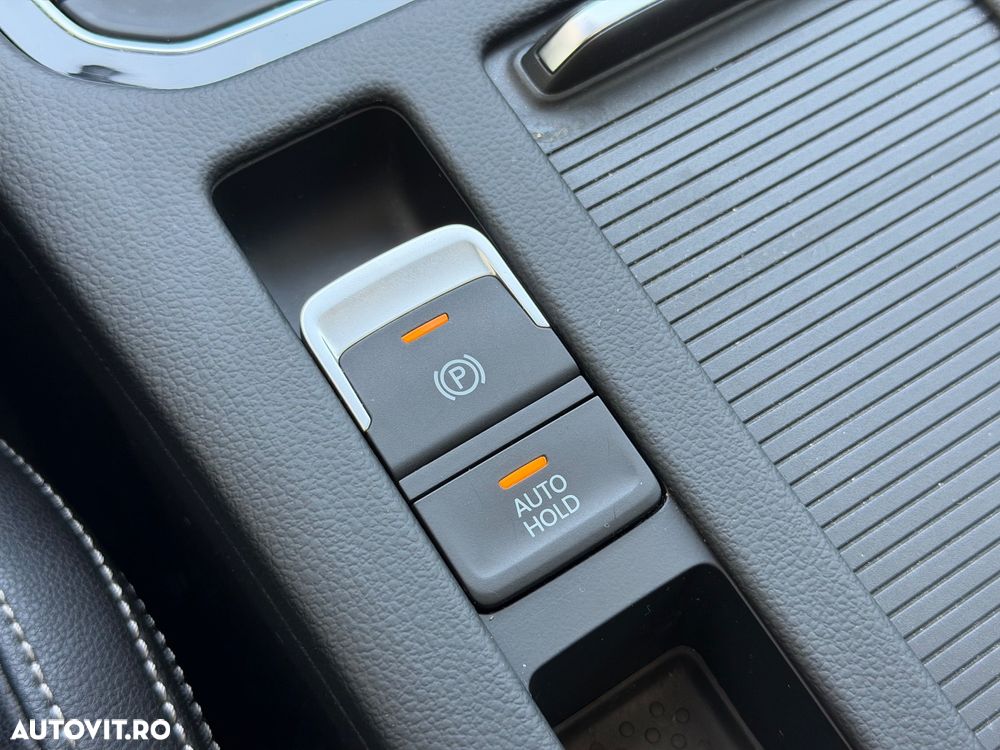 Volkswagen Passat - 22