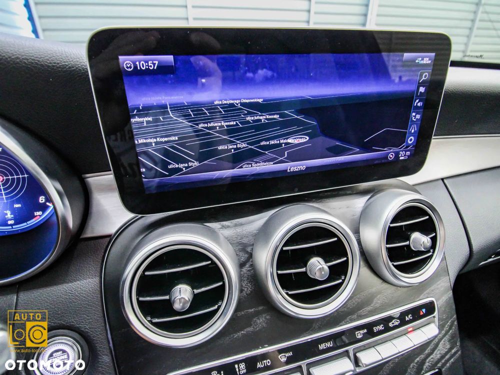 Mercedes-Benz Klasa C 220 d 4Matic 9G-TRONIC Avantgarde - 18