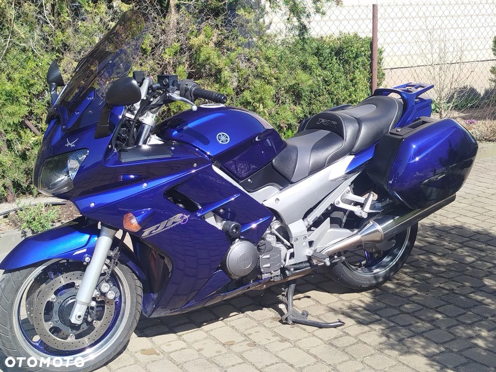 Yamaha FJR - 2