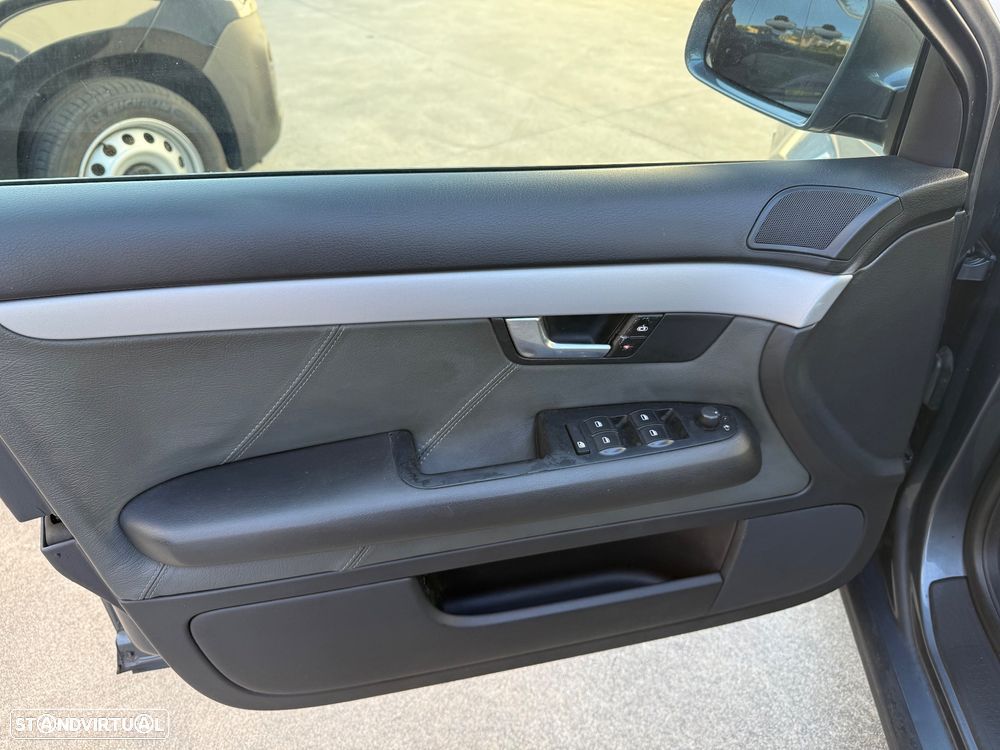 Audi A4 1.9 TDI m5 Sport - 16