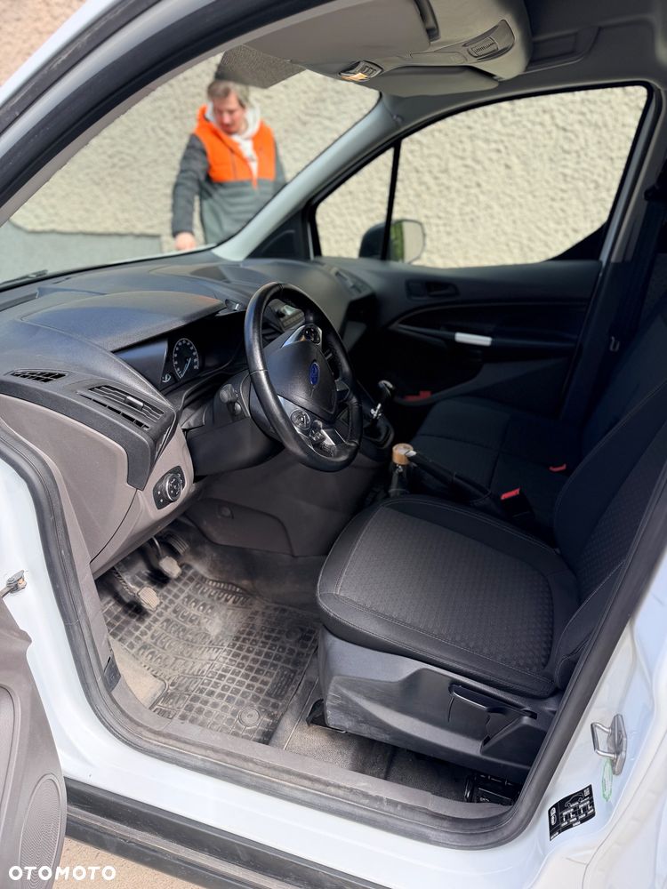 Ford Transit Connect - 6