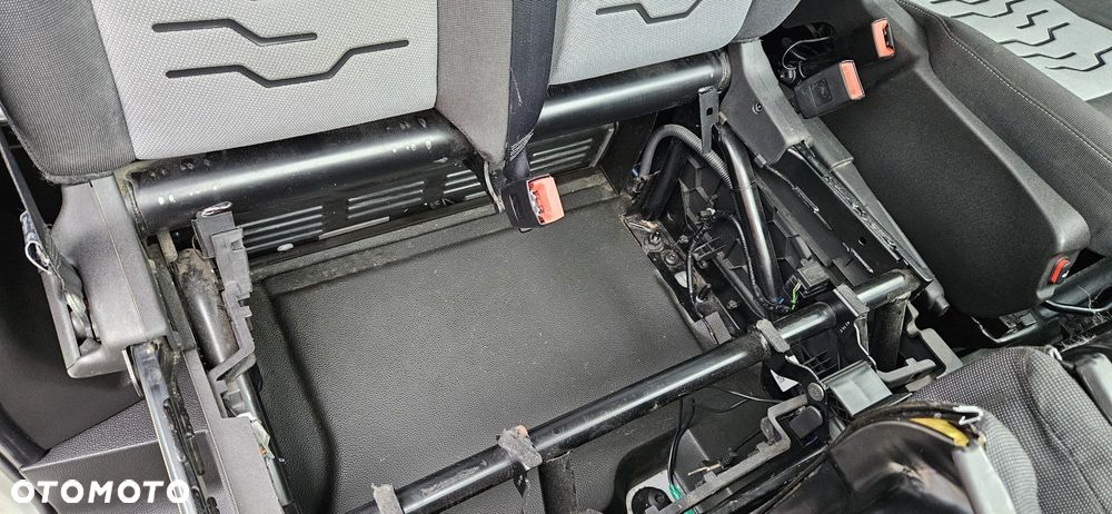 Ford TRANSIT COUSTOM - 18