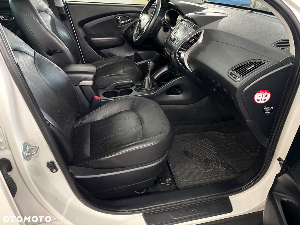 Hyundai ix35 1.7 CRDi 2WD blue Style - 21