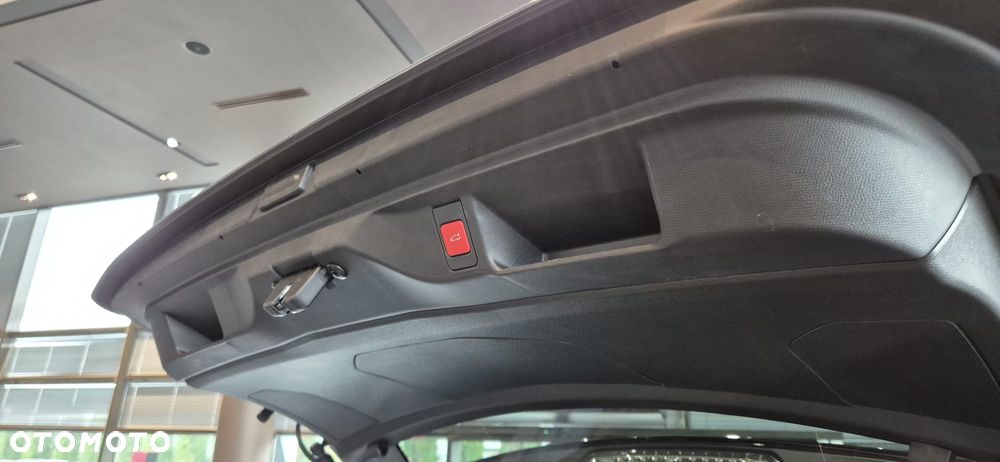 DS Automobiles N°4 E-Tense 58.3kWh Étoile Alcantara - 16