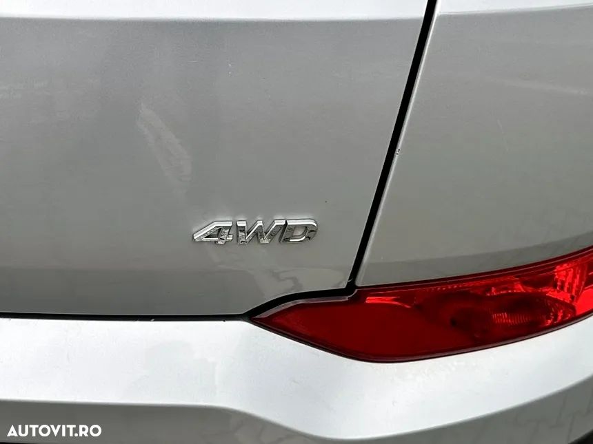 Hyundai Tucson 2.0 CRDI 4WD Automatik Intro Edition - 31